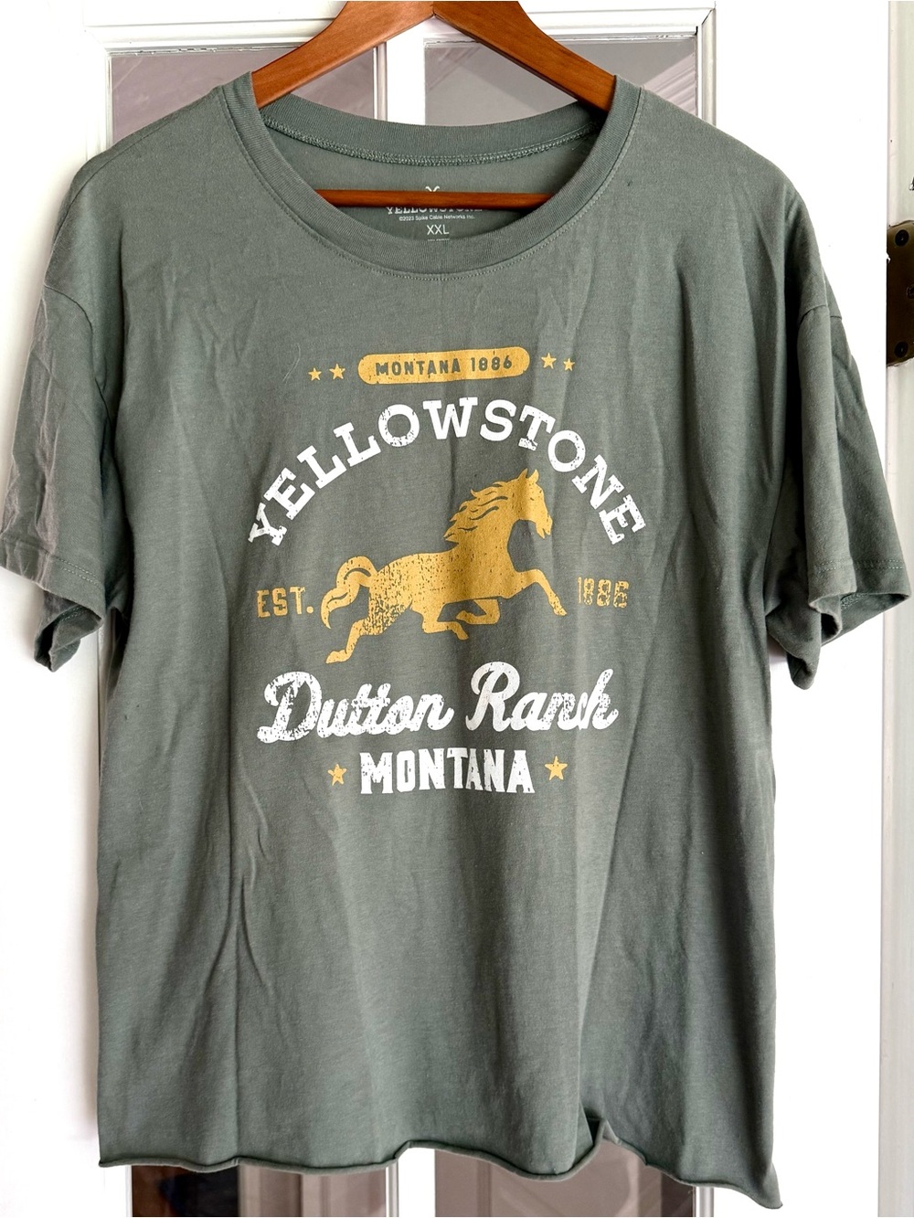Yellowstone Dutton Ranch Green & Yellow T-shirt, Size XXL